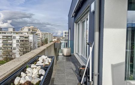 Magnifique appartement meublé en attique avec vue imprenable