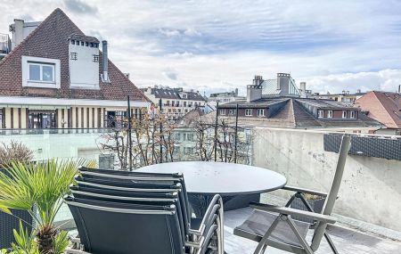 Magnifique appartement meublé en attique avec vue imprenable