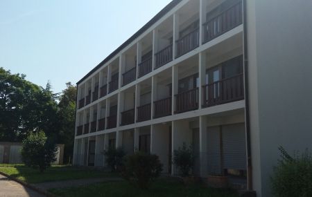 Joli appartement de 4 pièces traversant au 2ème étage avec deux balcons