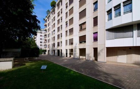 BAIL TERME FIXE  DE 3 ANS !!! Appartement de 3 pièces au 4ème étage