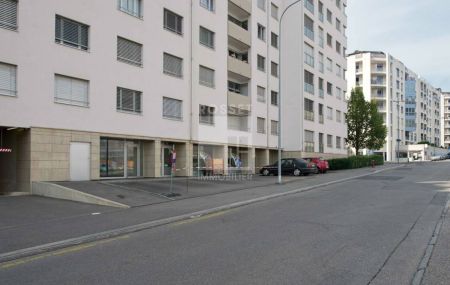 Appartement 4 pièces au 8ème étage - ATTIQUE