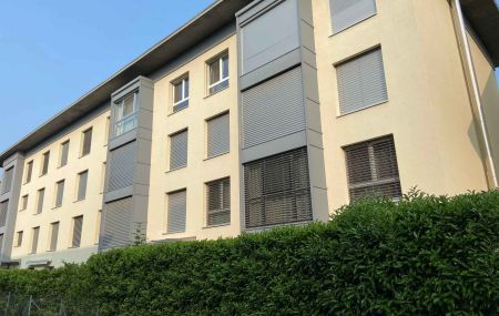 Bel appartement de 5 pièces dans un immeuble récent au coeur de Vésenaz