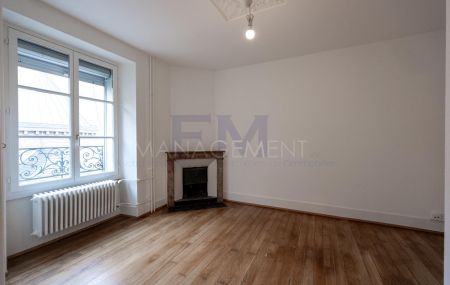 Pâquis - Rue de Neuchâtel - 2, 5 pièces au 2ème étage , emv. 28m2