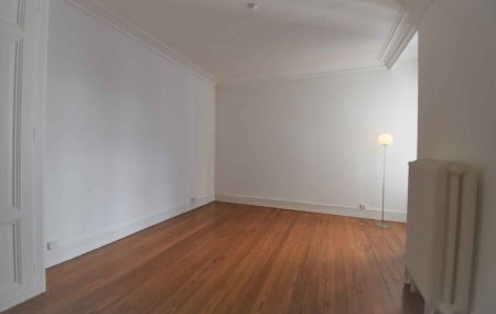 Appartement avec balcon de 4.5 pièces à Plainpalais