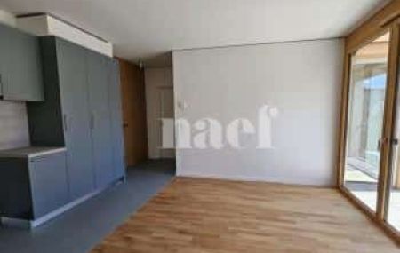 Appartement 4.5 pièces - Avenue de la gare des Eaux Vives 27 Genève