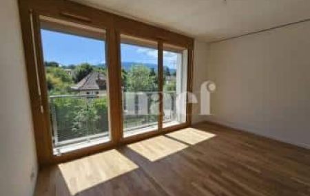 Appartement 4.5 pièces - Avenue de la gare des Eaux Vives 27 Genève