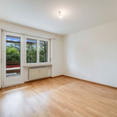 Neuer Glanz in Münchenstein: Strangsanierte 4.5-Zimmer-Wohnung