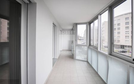 Appartement traversant de 5 pièces - Quartier des Nations