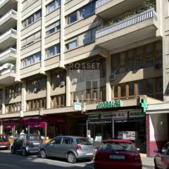 Bel appartement de 2 pièces au 5ème étage avec balcon