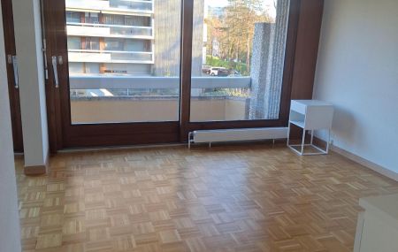 Magnifique appartement de 3,5 pièces au 2ème étage.