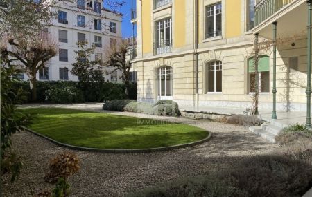 SPLENDIDE APPARTEMENT DE 8 PIECES AVEC JARDIN A DEUX PAS DU LAC