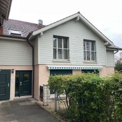 Joli duplex de 5 pièces à Puplinge, dans la campagne…