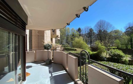 Appartement de 4 pièce avec balcon à Champel