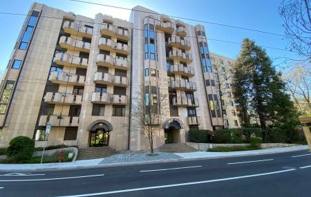 Appartement de 4 pièce avec balcon à Champel