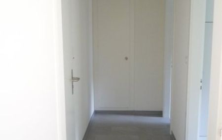 MIETEN OHNE KAUTION - 2.5 Zimmerwohnung im Grünen von Adliswil