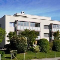 Ruhige und sonnige Lage mit Gartensitzplatz