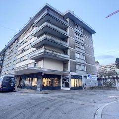 Appartement lumineux de 3 pièces au 1er étage.