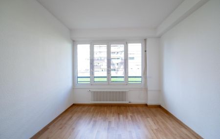 Meyrin, avenue de Vaudagne, 3 pièces au Rez supérieur