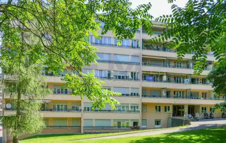 Meyrin, avenue de Vaudagne, 3 pièces au Rez supérieur