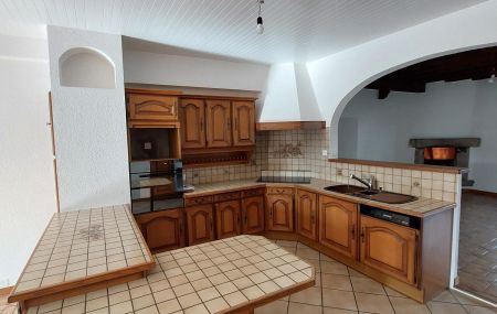 Bel appartement de 7 pièces en duplex avec un grand jardin et une jolie terrasse