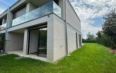 Villa mitoyenne 7.5 pièces