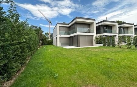 Villa mitoyenne 7.5 pièces