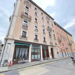 Appartement meublé de 4 pièces à la Jonction