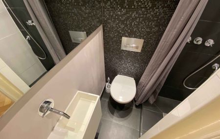 Appartement 4.5 pièces avec balcon à Plainpalais