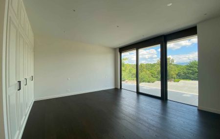 Magnifique appartement neuf de 6 pièces en attique avec vue lac à Hermance