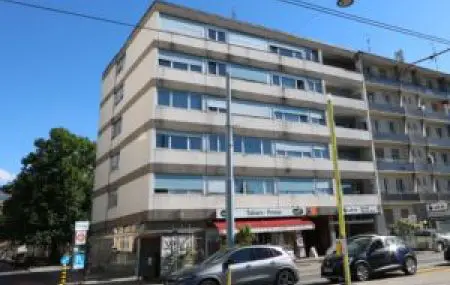 Appartement de 2 pièces aux Acacias