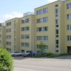 Ruhige Überbauung im Grünen