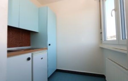 Appartement de 2 pièces aux Acacias