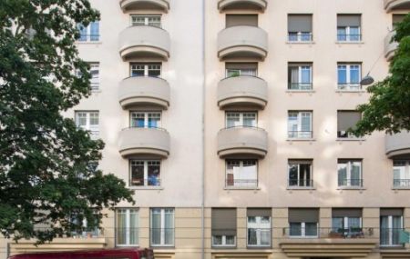 Appartement de 5 pièces au 8ème étage avec accès direct par l'ascenseur