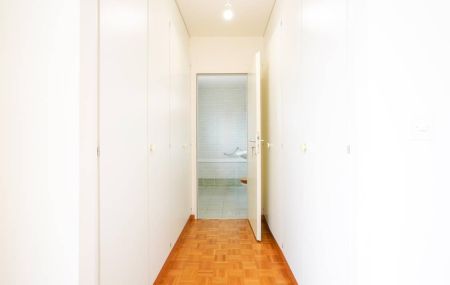ATTIQUE de 5 pièces au 8ème étage avec accès direct par l'ascenseur