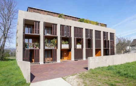 CHAMBRE POUR ETUDIANTS OU JEUNES GENS AU PAIR  - RIVIERA, AU COEUR DE LA CAMPAGNE GENEVOISE