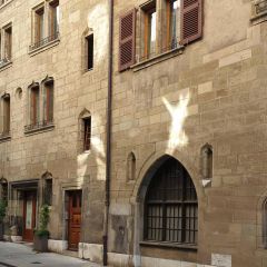 Appartement rénové de 2.5 pièces, environ 42.00, au 2ème étage. Visites groupées, sans inscription, directement sur place, mardi 10 juin 2025 de 13h15 à 13h45.