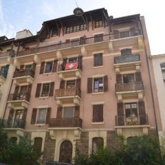 Appartement de 2 pièces plus chambrette, environ 43 m2, 4ème étage. Visites groupées directement sur place, sans inscription, mercredi 25.6.2025 de 17h00 à 18h00