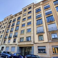 Bel appartement de 3 pièces au 1er étage.