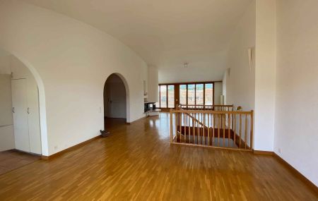 Appartement duplex de 5 pièces en attique avec 2 terrasses Vieux-Carouge