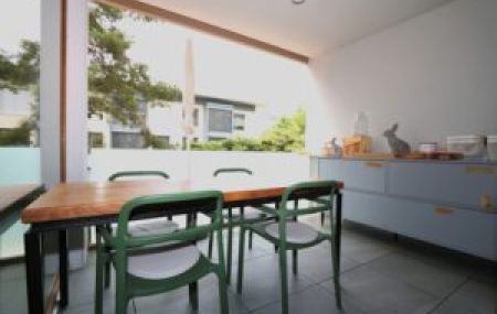 Appartement moderne de 5 pièces avec balcons à Vésenaz