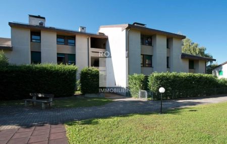 Bernex - Appartement de 5 pièces au 1er étage -
