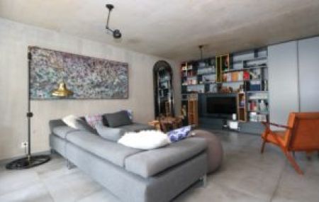 Appartement moderne de 5 pièces avec balcons à Vésenaz
