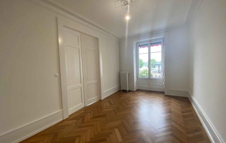 Magnifique appartement de 6 pièces rénové vue lac proche quai Wilson