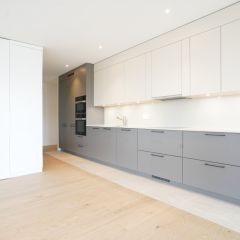 Rare à la location, magnifique appartement au coeur de la ville