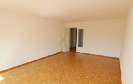 Appartement de 4 pièces avec balcon à Thônex