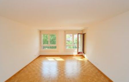 Appartement de 4 pièces avec balcon à Thônex