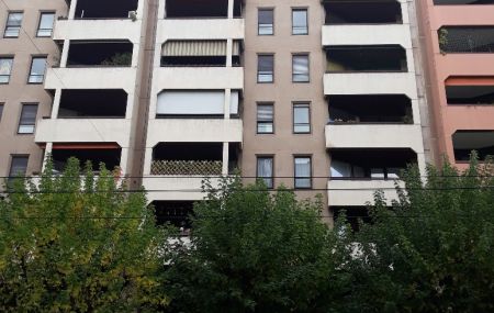 Bel appartement de 5 pièces au 2ème étage avec un balcon