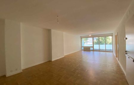 Appartement de 5 pièces avec balcons à Malagnou
