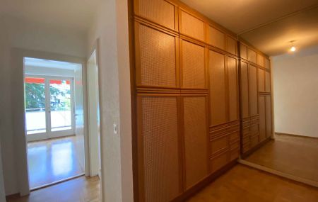 Appartement de 5 pièces avec balcons à Malagnou
