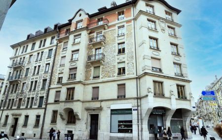 Appartement 5 pièces  | Eaux-Vives